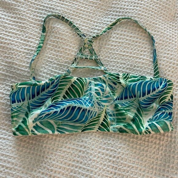 Swim top - Picture 1 of 3